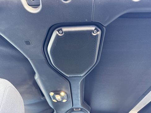 Used 2020 Jeep Gladiator Rubicon w/ Trailer Tow Package image 37