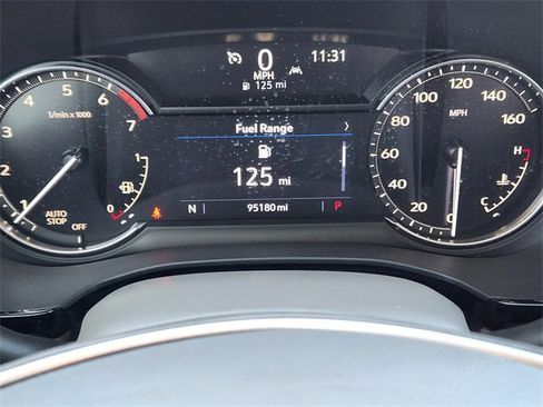 Used 2021 Cadillac XT5 Premium Luxury image 16