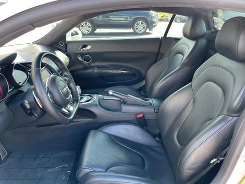 Used 2015 Audi R8 V10 w/ Full Leather Package AWD/4WD image 27