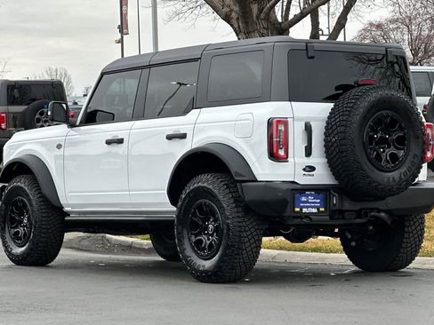 Used 2024 Ford Bronco Wildtrak image 6