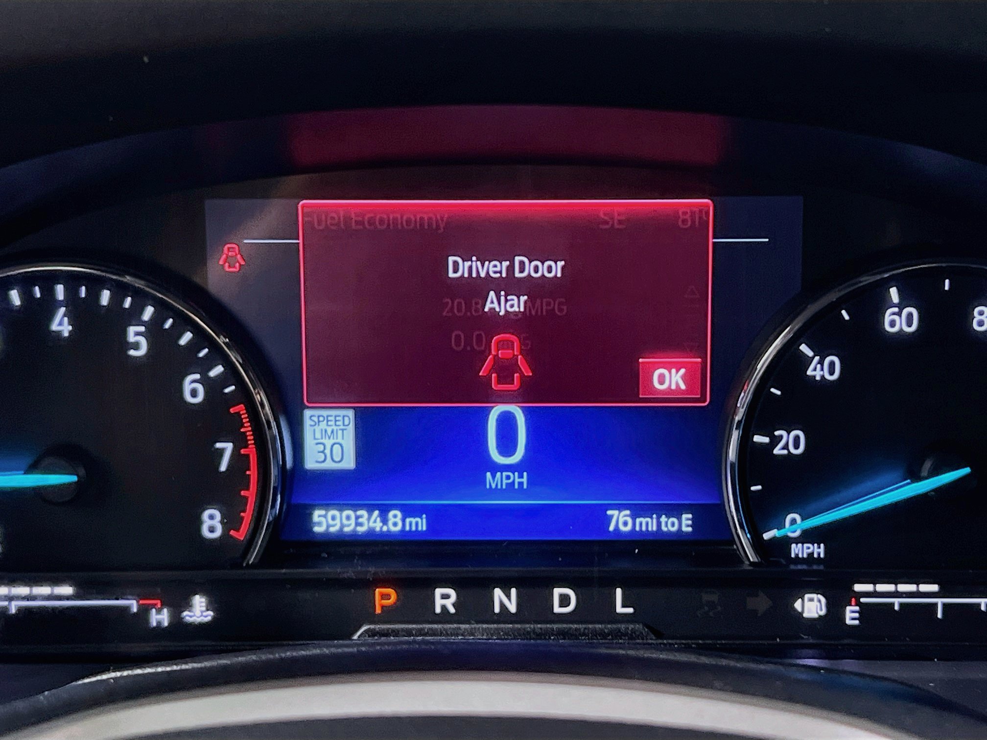Used 2022 Ford Explorer XLT w/ Equipment Group 202A AWD/4WD image 20