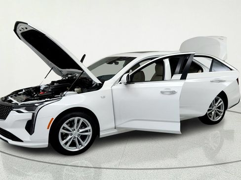 Used 2024 Cadillac CT4 Luxury w/ Sun And Sound Package AWD/4WD image 9
