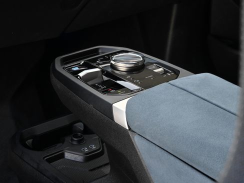 Certified 2024 BMW iX xDrive50 w/ Premium Package image 22