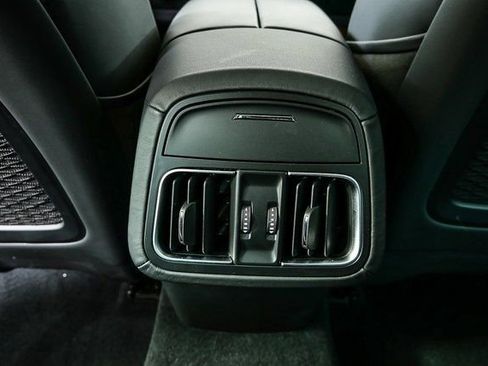 Certified 2022 Maserati Levante GT image 20