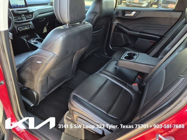 Used 2021 Ford Escape Titanium AWD/4WD image 26