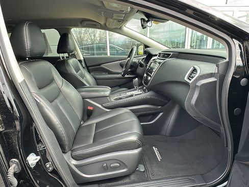 Certified 2024 Nissan Murano SV w/ SV Midnight Edition Package image 25