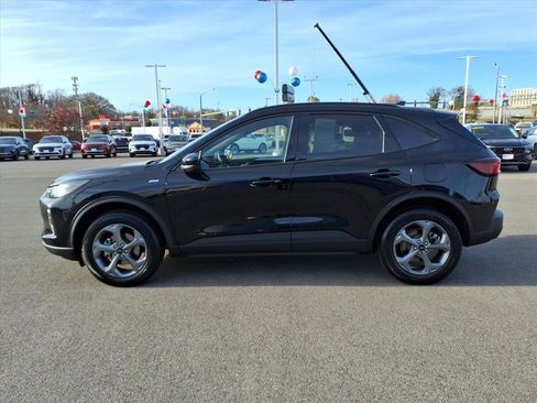 Used 2025 Ford Escape ST-Line Select w/ Tech Pack #1 image 2