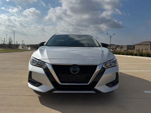 Used 2023 Nissan Sentra SV image 2