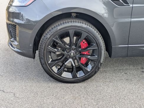 Used 2020 Land Rover Range Rover Sport HST image 33