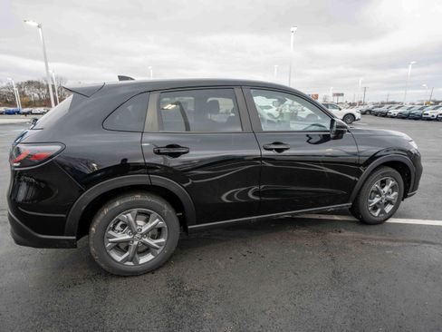 New 2026 Honda HR-V LX image 6