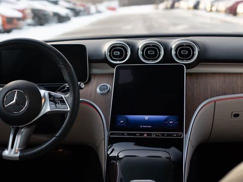 Used 2023 Mercedes-Benz C 300 4MATIC Sedan image 17