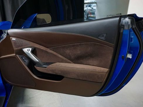 Used 2014 Chevrolet Corvette 2dr Z51 Coupe w/ 3LT Preferred Equipment Group image 39