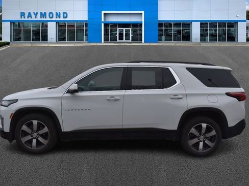 Certified 2023 Chevrolet Traverse LT w/ LT Premium Package image 6