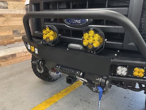 Used 2009 Ford E-350 and Econoline 350 XL image 4