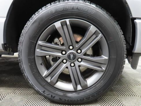 Used 2023 Ford F150 Lariat w/ Equipment Group 502A High AWD/4WD image 13