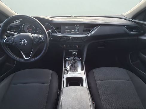 Used 2018 Buick Regal Preferred image 15