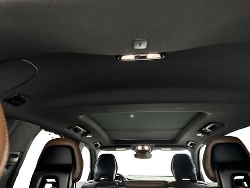 Used 2023 Volvo XC90 B6 Plus image 76