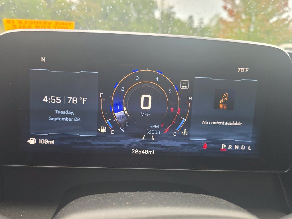 Used 2025 Chevrolet Traverse LT w/ Sun and Wheel Package FWD image 30