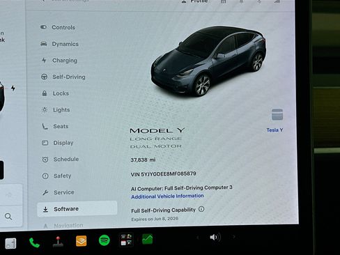 Used 2021 Tesla Model Y Long Range AWD/4WD image 17