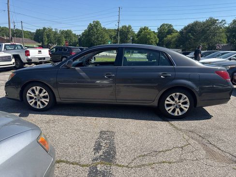 Used 2008 Toyota Avalon Touring FWD image 4