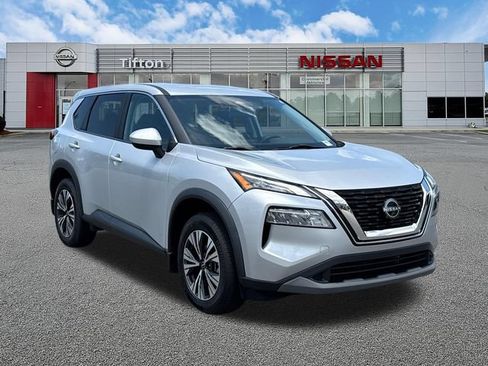 Used 2023 Nissan Rogue SV FWD image 1