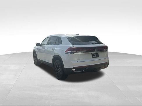 New 2026 Volkswagen Atlas Cross Sport SE image 3