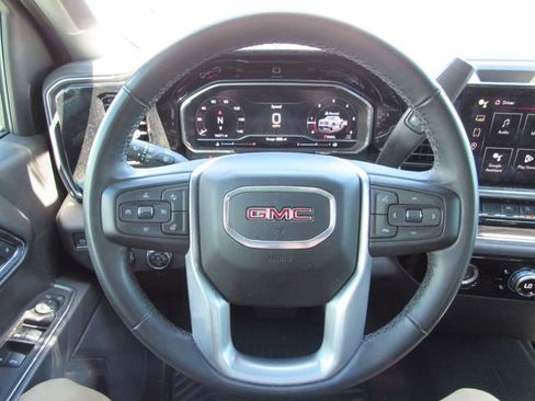 Used 2024 GMC Sierra 1500 Elevation AWD/4WD image 16