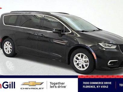 Used 2022 Chrysler Pacifica Touring-L