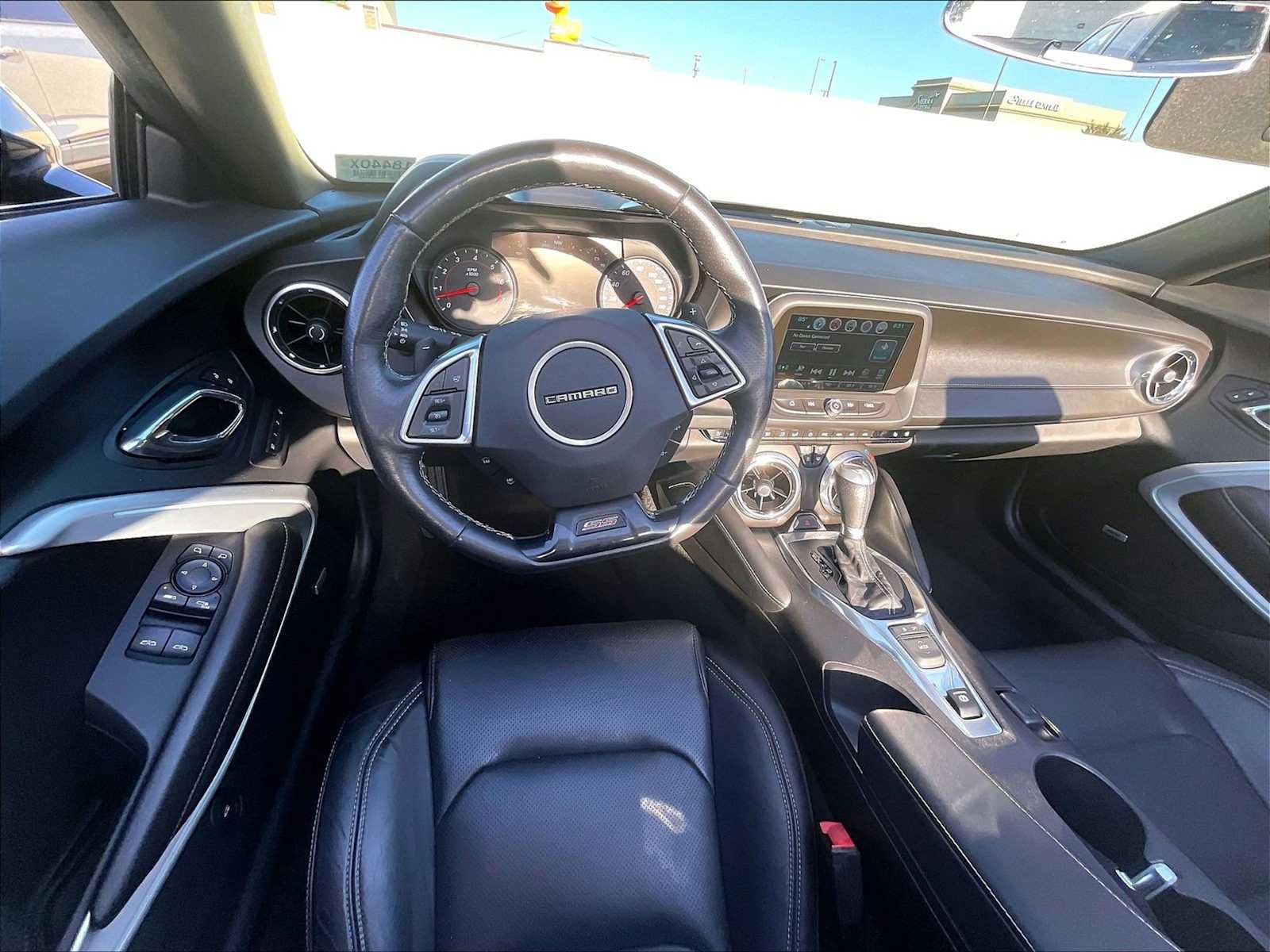 Used 2016 Chevrolet Camaro SS RWD image 7