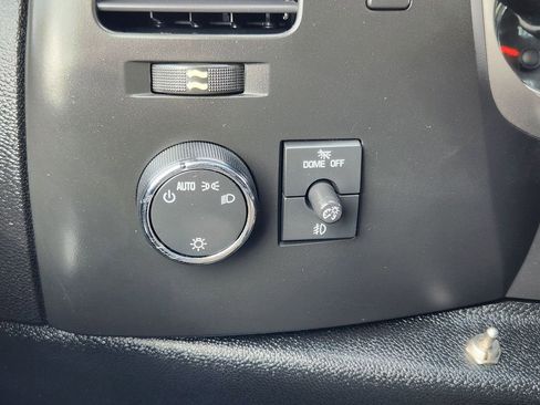 Used 2011 GMC Sierra 3500 SLE w/ SLE Preferred Package image 25