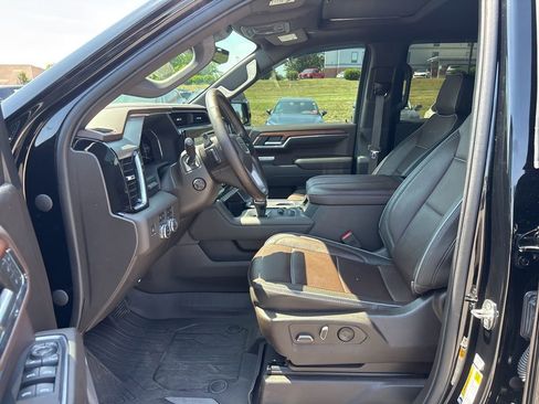 Used 2023 GMC Sierra 1500 Denali w/ Denali Reserve Package AWD/4WD image 15