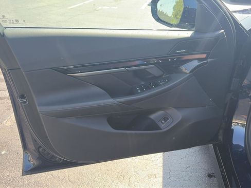 Certified 2024 BMW 540i xDrive w/ Premium Package image 9