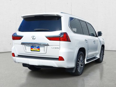 Used 2018 Lexus LX 570 4WD image 5