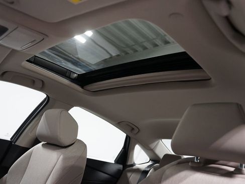 Used 2023 Honda Accord EX image 32