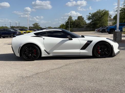 Used 2016 Chevrolet Corvette Z06 w/ 2LZ Preferred Equipment Group RWD image 4