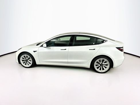 Used 2023 Tesla Model 3 Standard Range RWD image 4