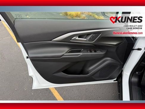 New 2026 Chevrolet Equinox EV LT w/ LPO, All-Weather Mat Package image 12