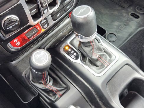 Used 2020 Jeep Gladiator Rubicon image 21