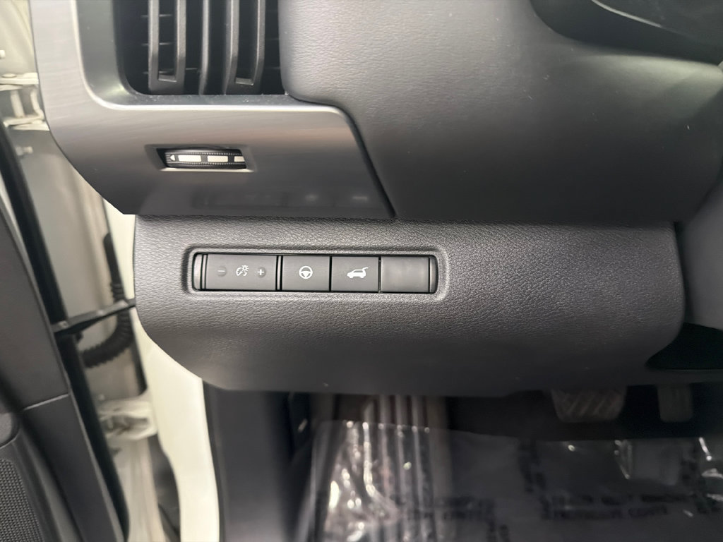 Used 2022 Nissan Pathfinder SL w/ SL Premium Package AWD/4WD image 33