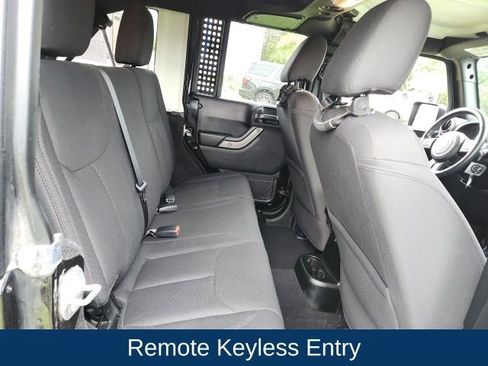 Used 2018 Jeep Wrangler Unlimited Sport S image 18