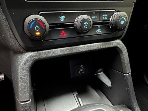 New 2025 Ford Ranger XL w/ Trailer Tow Package image 32