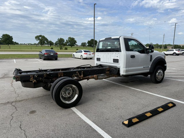 Used 2019 Ford F550 4x4 Regular Cab Super Duty image 2