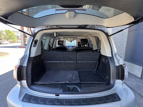 Used 2018 Nissan Armada Platinum w/ Interior Lighting Package AWD/4WD image 34