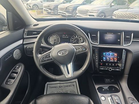 Used 2023 INFINITI QX50 Luxe FWD image 17