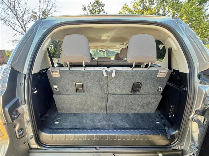 Used 2021 Lexus GX 460 Premium w/ Premium Package AWD/4WD image 15