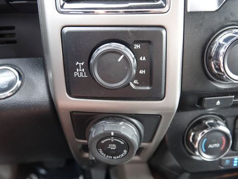 Used 2018 Ford F150 Lariat image 26