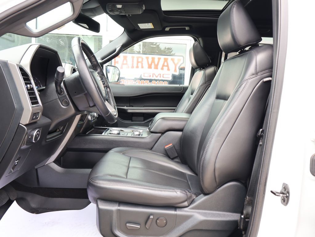 Used 2021 Ford Expedition XLT AWD/4WD image 12