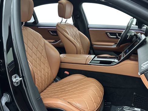 Used 2021 Mercedes-Benz S 580 4MATIC Sedan image 36