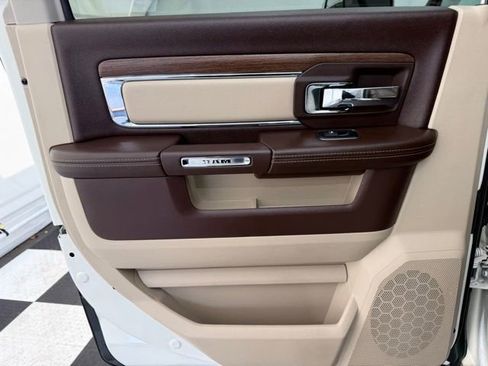 Used 2017 RAM 2500 Laramie w/ Convenience Group image 18