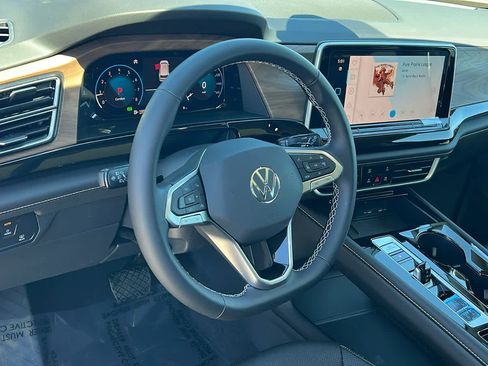 New 2026 Volkswagen Atlas SE AWD/4WD image 10